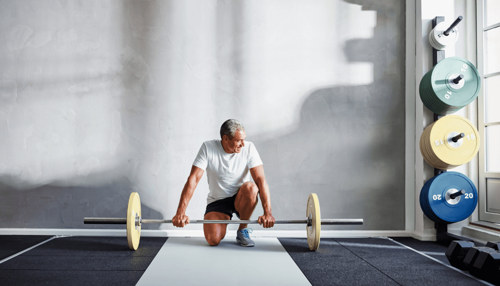 Podczas stosowania intermittent fasting nie powinieneś rezygnować z uprawiania sportu, ani w jakikolwiek sposób ograniczać aktywności fizycznej. Wprost przeciwnie!